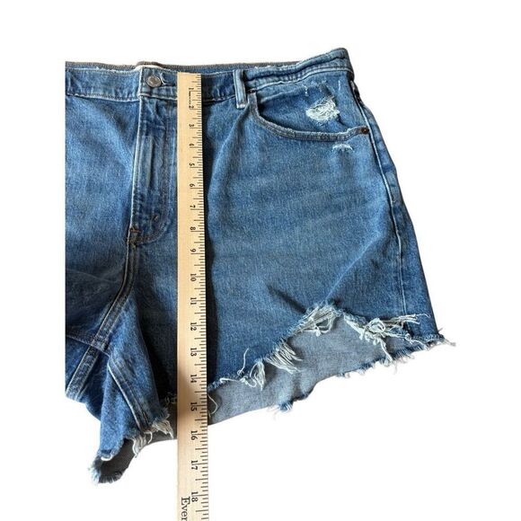 Abercrombie & Fitch The Mom Short High Rise Denim Shorts size 34 Blue - Picture 5 of 9